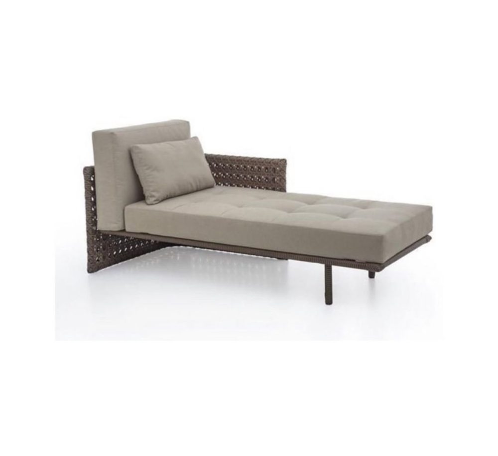 Chaise Long em Fibra sintética