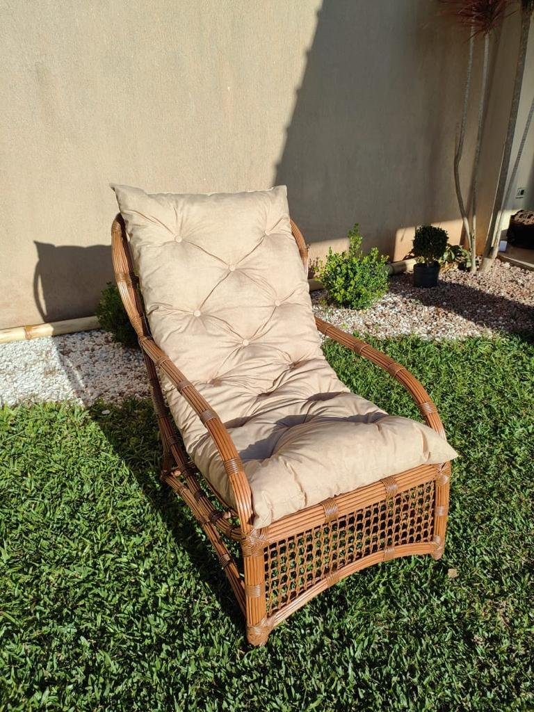 Poltrona Descanso em fibra natural Junco e Rattan Raquete