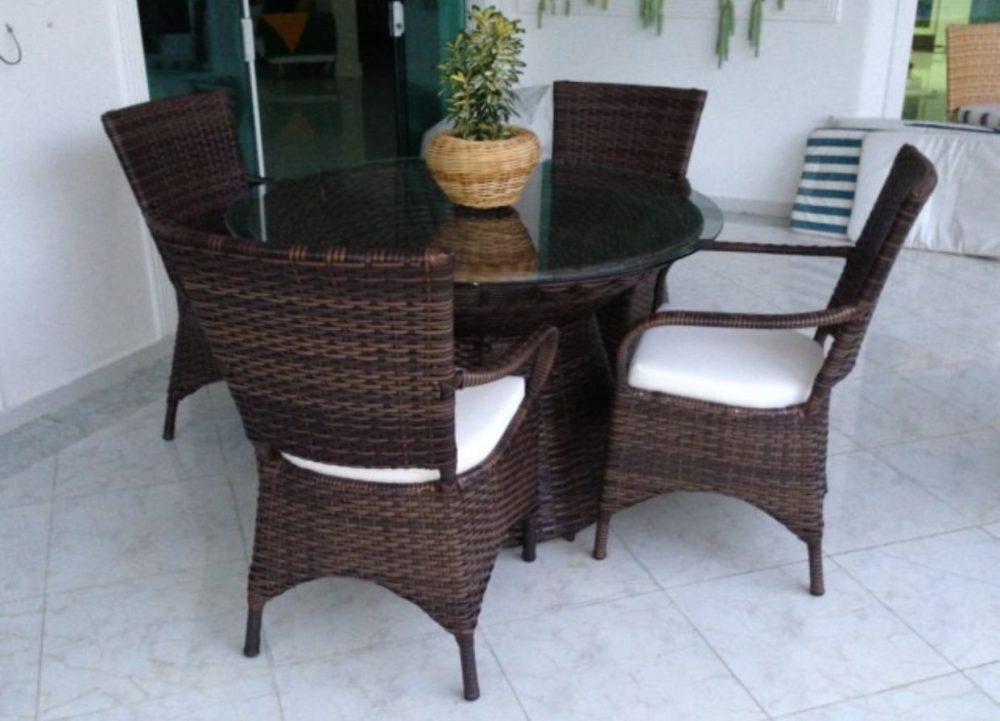 Conjunto Zeca Cadeiras com Mesa