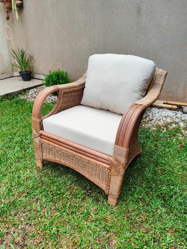 Poltrona Raty em Fibra Natural Rotin com Junco