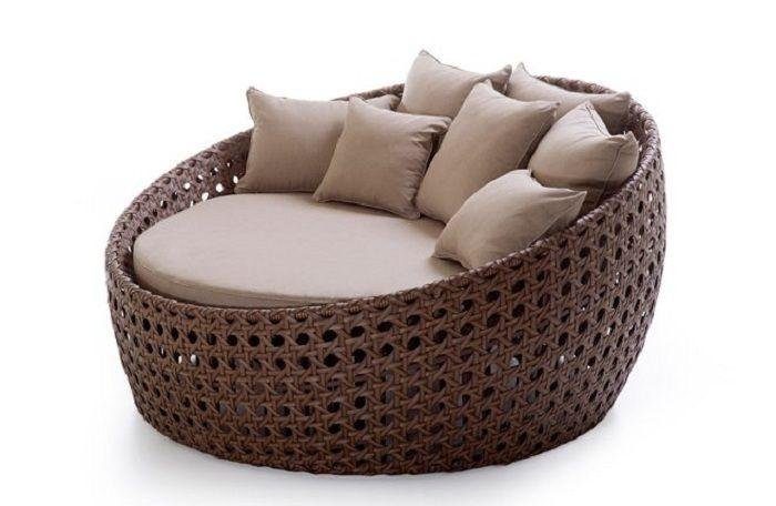Chaise  Fleur em Fibra Sintética e Alumínio