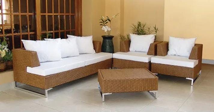 Conjunto de Sofá 3 Lugares com Poltrona e Mesa de Centro Kelvi